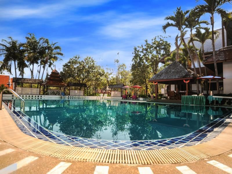 Suan Bua Hotel & Resort Ban Pong  Екстер'єр фото